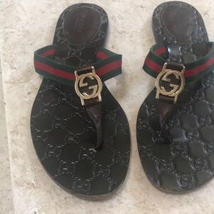 Gucci sandals 39 or 9 barely worn